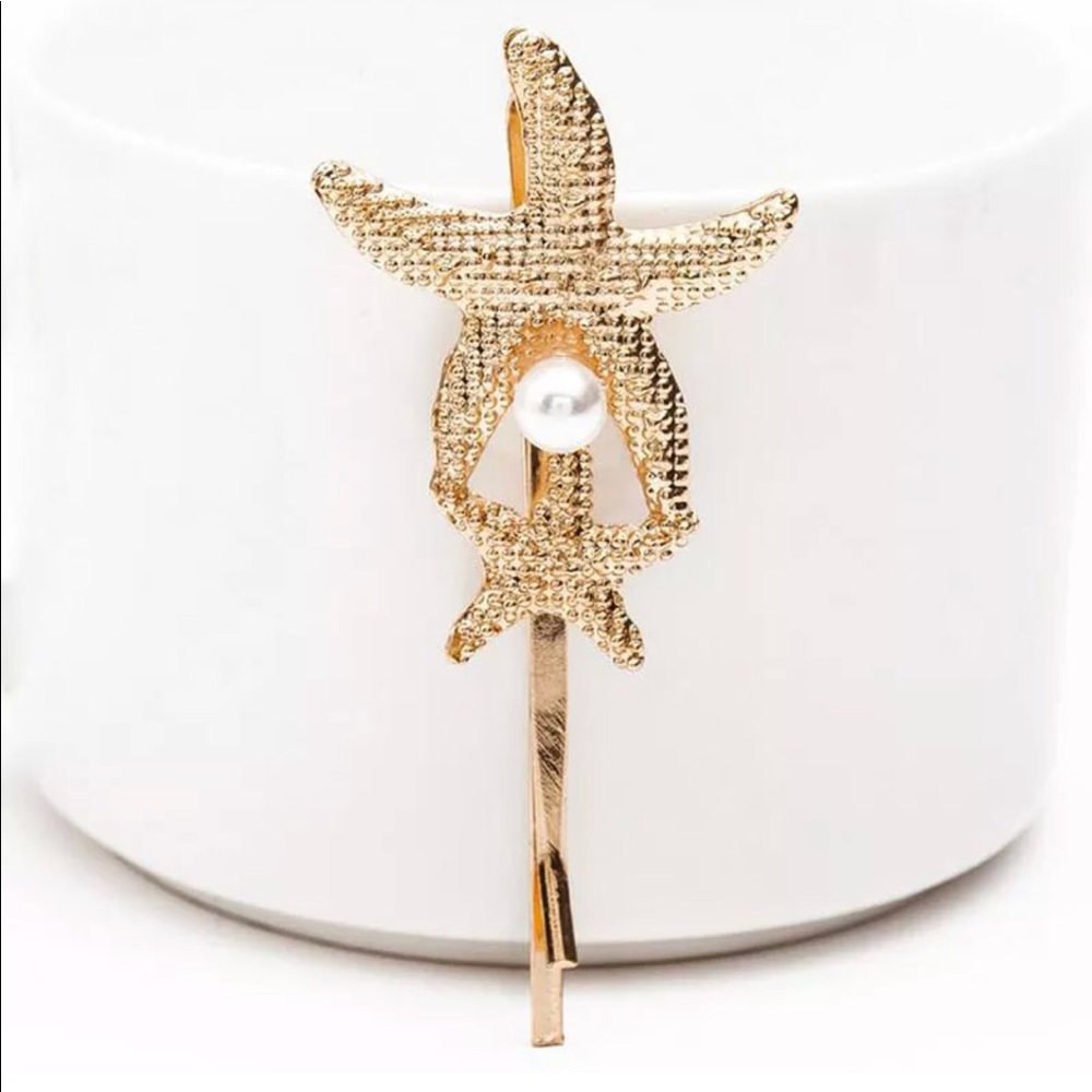 🪴3 for $30 Gold Hair Clip! - Picture 1 of 2